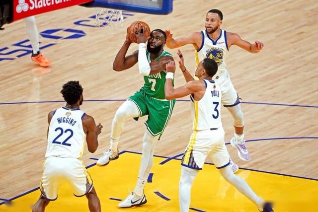 2026年全国U23拳击锦标赛落幕 拳击新星崭露头角2026年全国U23拳击锦标赛落幕 拳击新星崭露头角